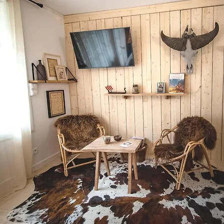 Studio Ferm E Apartment